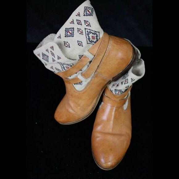Anthropologie Latigo James Embroidered Booties Sz 8 Leather Western Ankle Boots. - Picture 1 of 9